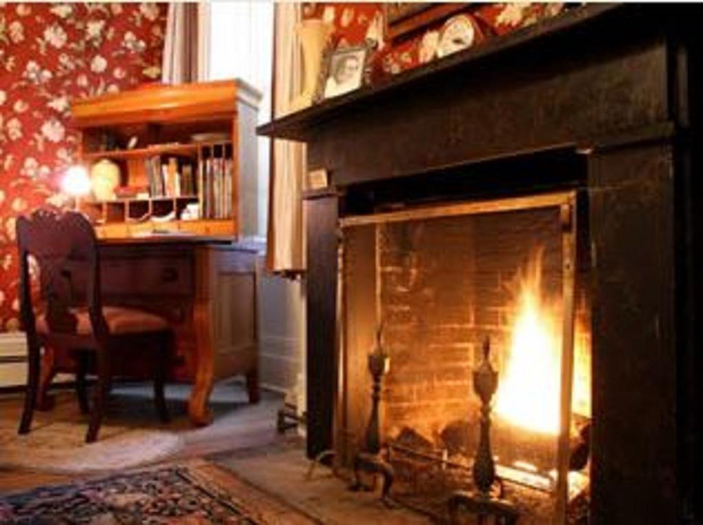 Munro House Bed And Breakfast Jonesville 客房 照片