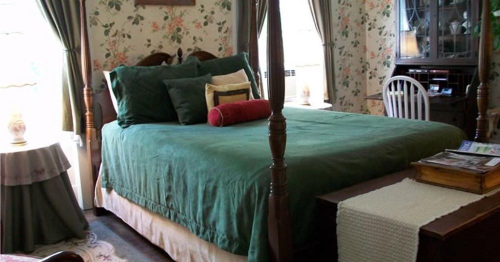 Munro House Bed And Breakfast Jonesville 外观 照片